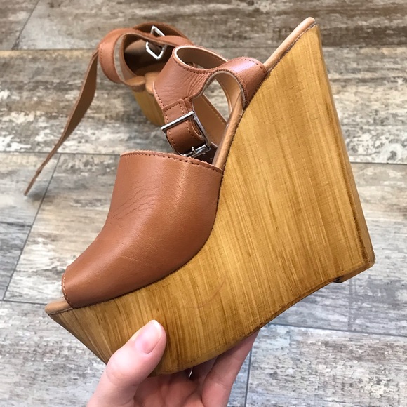 STEVE MADDEN PLATFORM WEDGES! - Picture 5 of 6